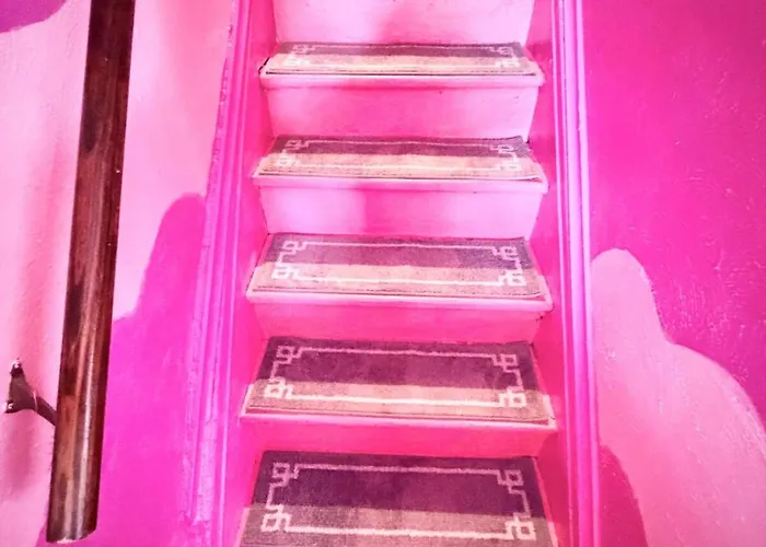 Pinksburgh Pet-friendly By Strip, Stadium, Skyline Holiday home Pittsburgh
